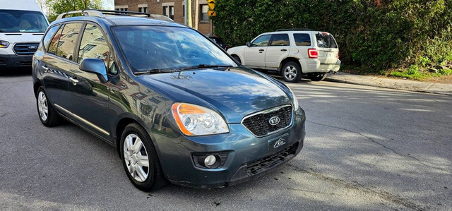 2011 Kia Rondo LX in Cars & Trucks in City of Montréal - Image 2