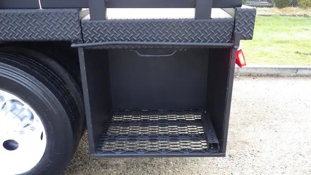 2008 ford F-750 18 Foot Flat Deck Regular Cab 2WD Diesel Dually  in Heavy Trucks in Richmond - Image 20