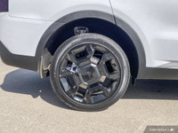 The 2025 Kia Sorento X-Line brings bold styling and exceptional performance together, making it the... (image 7)