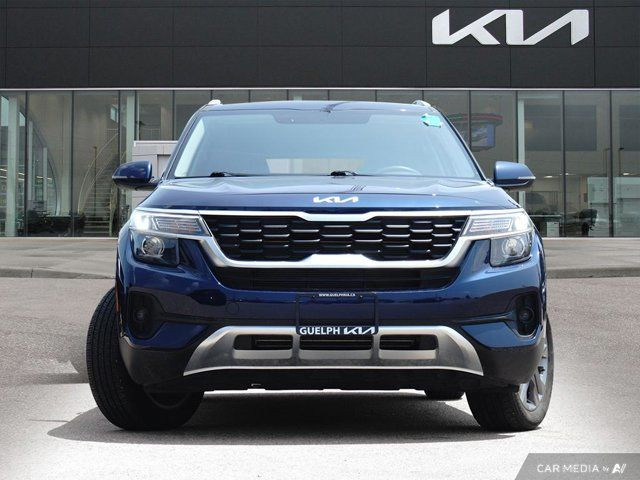 2022 Kia Seltos LX | Bucket Seats | One Owner in Cars & Trucks in Guelph - Image 2