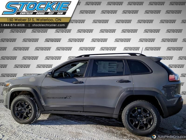 2022 Jeep Cherokee Sport Sun and Sound Group 3.2L Pentastar V... in Cars & Trucks in Kitchener / Waterloo - Image 2