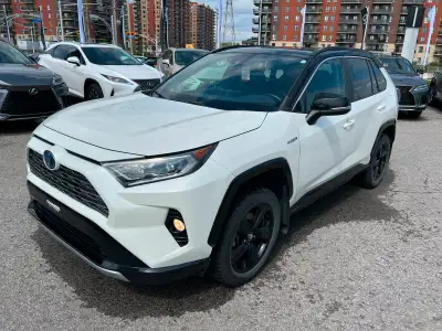 2019 Toyota RAV4 Hybrid XLE Bientôt disponible!
