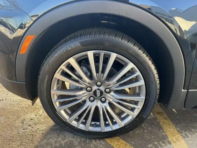 2025 Cadillac XT4 AWD Premium Luxury in Cars & Trucks in Edmonton - Image 31