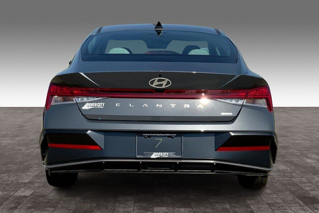 2025 Hyundai ELANTRA HYBRID HYBRID LUXURY 2T in Cars & Trucks in Edmonton - Image 4