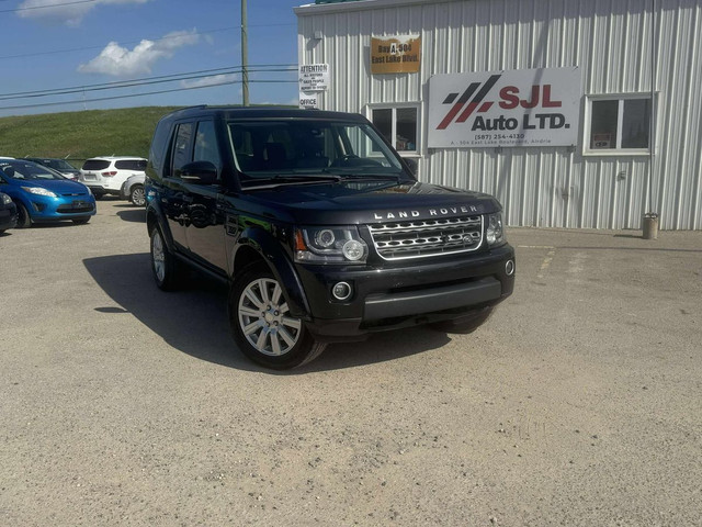 2014 Land Rover LR4 Base in Cars & Trucks in Calgary