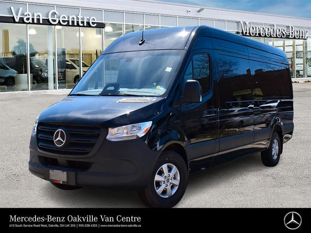 2025 Mercedes-Benz ESprinter Cargo Van in Cars & Trucks in Oakville / Halton Region