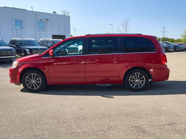 2016 Dodge Grand Caravan SXT Premium Plus | Backup Cam in Cars & Trucks in Edmonton - Image 2