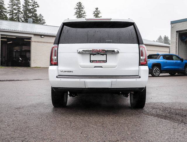 2020 GMC Yukon DENALI SUNROOF, Heated Leather Bucket Seats, runn in Cars & Trucks in Norfolk County - Image 4