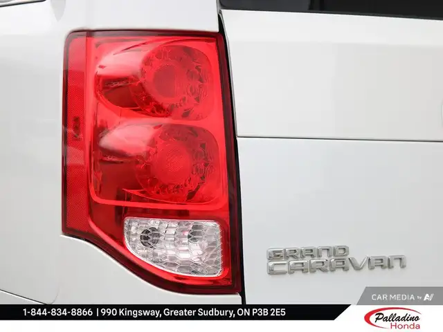 2018 Dodge Grand Caravan Crew Plus in Cars & Trucks in Sudbury - Image 10
