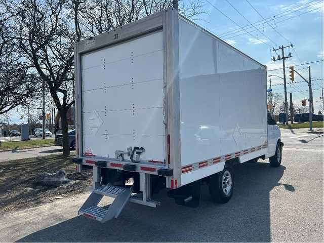  2020 GMC Savana Van 14 Foot Cutaway Cargo Van|Certified|Clean C in Cars & Trucks in City of Toronto - Image 3
