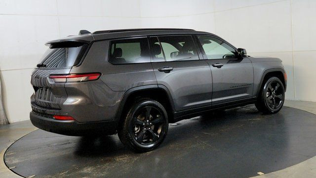 2022 Jeep Grand Cherokee L Altitude in Cars & Trucks in Winnipeg - Image 3
