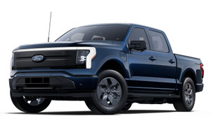 Ford F-150 Lightning Flash 4WD SuperCrew 5.5' Box 2025