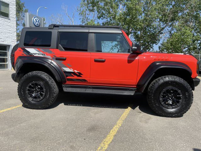 2024 Ford Bronco Outer Banks in Cars & Trucks in Calgary - Image 4
