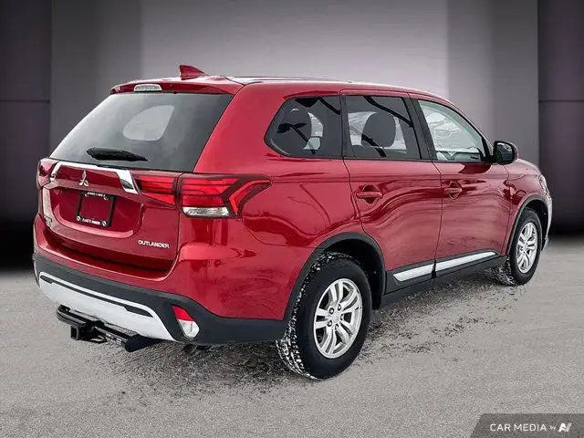 2019 Mitsubishi Outlander Essential | Bluetooth | Siege Chauffan in Cars & Trucks in Laval / North Shore - Image 8
