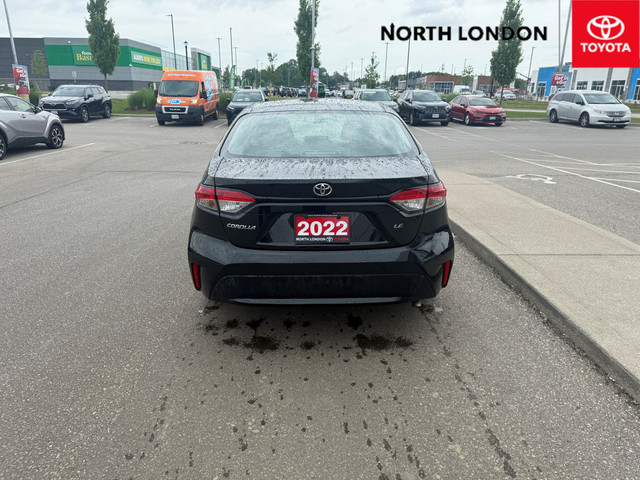 2022 Toyota Corolla LE SUPER LOW KMS - ONE OWNER - CLEAN CARF... in Cars & Trucks in London - Image 3