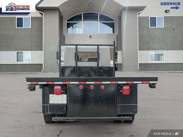 2018 Hino 338 FLAT BED TRUCK 26 FT in Cars & Trucks in Edmonton - Image 4