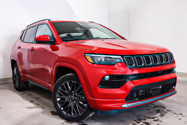 2023 Jeep Compass LIMITED + RED EDITION + 4X4 + TOIT OUVRANT PAN in Cars & Trucks in Laval / North Shore