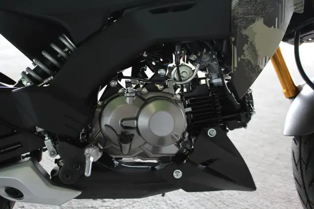 2025 Kawasaki Z125 PRO in Scooters & Pocket Bikes in Trenton - Image 6