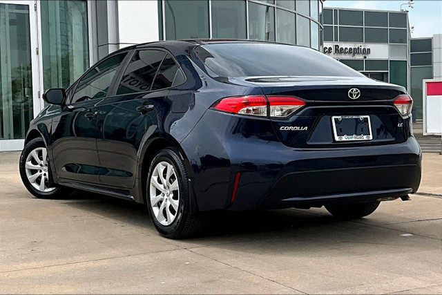 2020 Toyota Corolla 4-door Sedan LE CVT in Cars & Trucks in Mississauga / Peel Region - Image 4