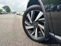 Experience the smooth power and sophisticated style of this 2024 Nissan Murano SL. Boasting All-Whee... (image 9)