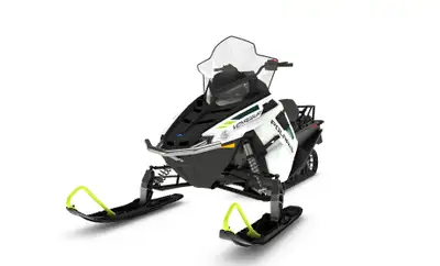2025 POLARIS Voyageur 144 550. WHITE, POLARIS SHOCKS, TALL WIND SCREEN, STANDARD BARS AND 144 1.35 T...