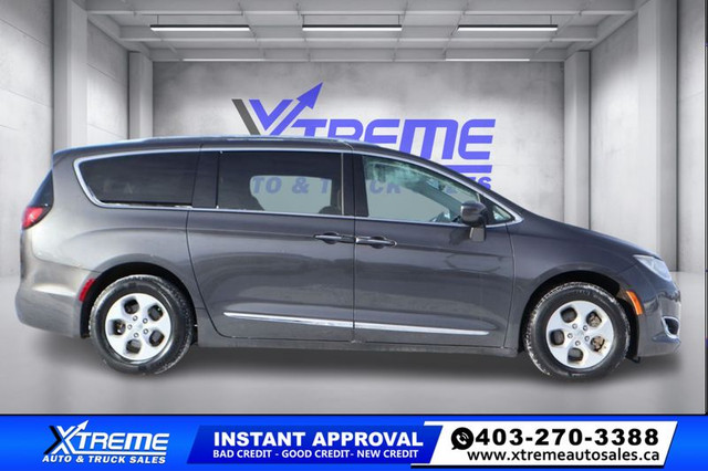 2017 Chrysler Pacifica Touring-L Plus - NO FEES! in Cars & Trucks in Calgary - Image 4