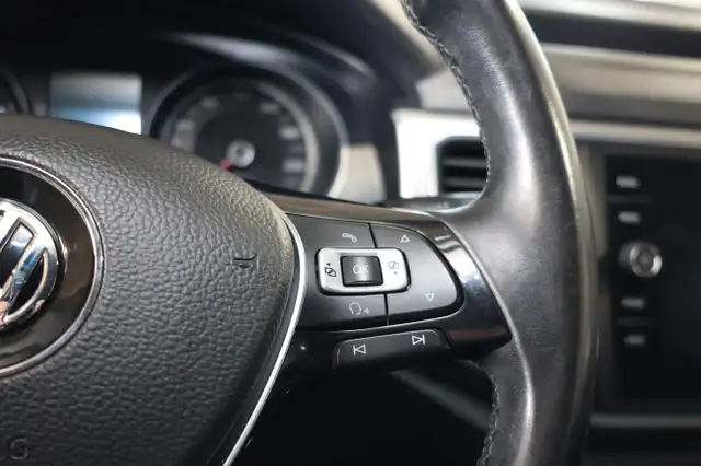 2018 Volkswagen Atlas COMFORTLINE AWD - CAMERA|BLINDSPOT|COLLISI in Cars & Trucks in City of Toronto - Image 16