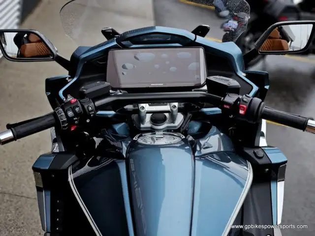 2025 BMW K 1600 GTL Blue Ridge Mountain Metallic in Sport Touring in Oshawa / Durham Region - Image 8