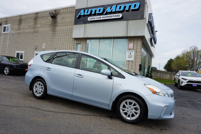 2014 Toyota Prius V in Cars & Trucks in Oakville / Halton Region