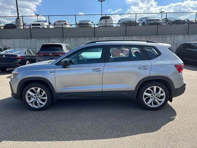 2023 Volkswagen Taos Trendline in Cars & Trucks in Strathcona County - Image 2