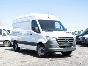 2024 Mercedes-Benz Sprinter Van 144 WB