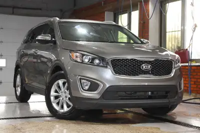 2017 KIA SORENTO LX 2.0L AUTOMATIQUE 127000KM TOUT EQUIPE AIR CLIMATISE GROUPE ELECTRIQUE COMPLET SI...