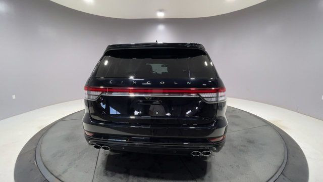 2022 Lincoln Aviator in Cars & Trucks in Strathcona County - Image 2