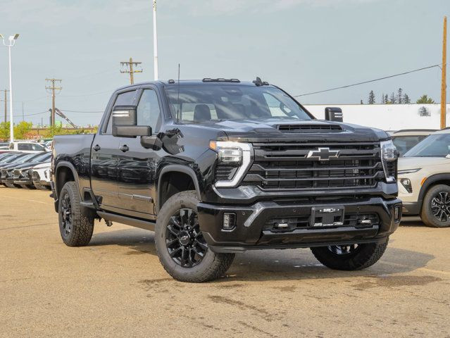 2025 Chevrolet Silverado 3500HD High Country in Cars & Trucks in Edmonton - Image 2