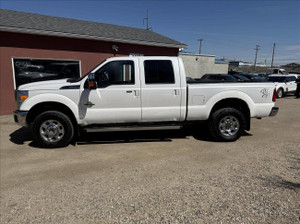 2015 Ford F 350 XLT CREW CAB 4 X 4 D
