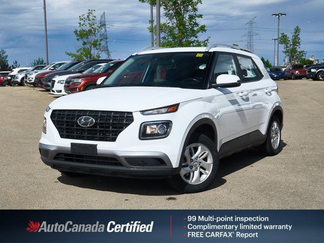 2022 Hyundai Venue Preferred | Backup Cam | Heated Seats in Cars & Trucks in Edmonton