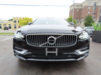 INSCRIPTION PKG CALL FOR APPOINTMENT 100% CANADIAN VEHICLE Visit Our Website @ EliteLuxuryMotors.ca... (image 2)