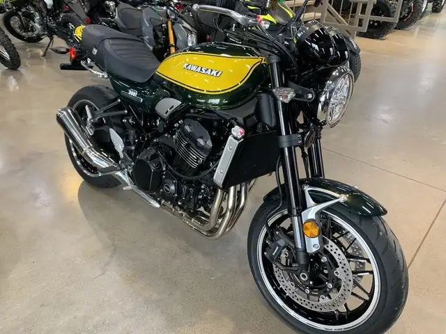 2024 Kawasaki Z900RS YELLOW BALL EDITION in Street, Cruisers & Choppers in Guelph - Image 3