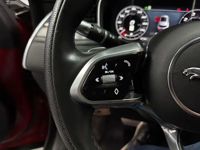 2021 Jaguar F-PACE SVR AWD CUIR CHAUFFANT/VENTILE CAM360 NAV TOI in Cars & Trucks in Laval / North Shore - Image 13
