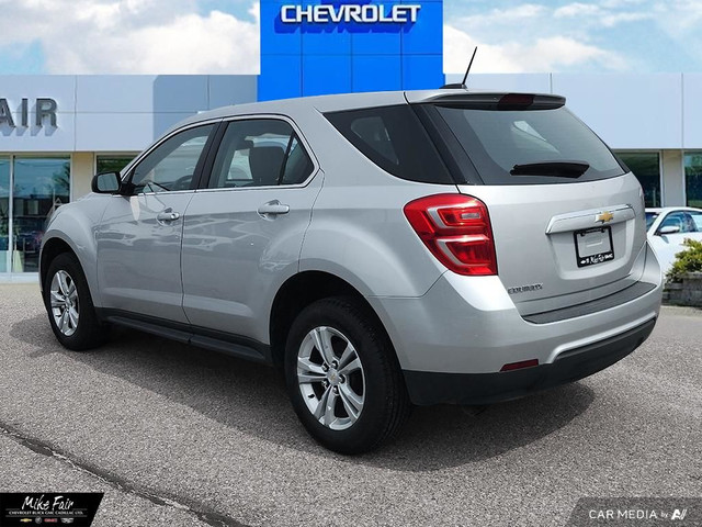 2017 Chevrolet Equinox LS FWD,climate control,rear vision cam... in Cars & Trucks in Ottawa - Image 4