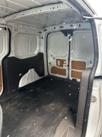2019 Ford Transit Connect XLT Versatile, Efficient Ready for Work! The 2019 Ford Transit Connect XLT... (image 9)