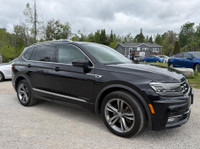 2019 VOLKSWAGEN TIGUAN R-LINE HIGHLINE 4MOTION AWD CLEAN CARFAX ABSOLUTELY GORGEOUS FULLY LOADED PAN... (image 6)