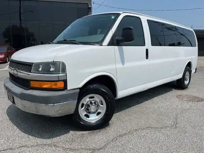 CERTIFICATION INCLUDED!! GM DEALER TRADE-IN! ONLY 91,000KM ALL ORIGINAL!! 12 TO 15 PASSENGER EXTENDE...