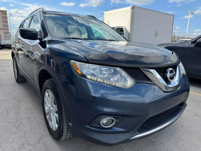 2016 NISSAN Rogue SV in Cars & Trucks in Laval / North Shore