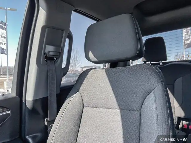 2023 GMC Sierra 1500 SLE Crew Cab 4x4 | Clean Carfax in Cars & Trucks in Brandon - Image 25