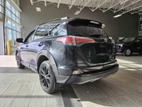 AWD, Black w/Fabric Seat Trim. Certified. Toyota Certified Details: * 6 months / 10,000 km Powertrai... (image 5)