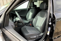 Sunroof, Wireless Phone Charger, Uvo, Push Button Start, Blind Spot Detection, Satellite Radio, Clot... (image 8)