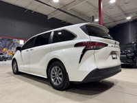 Blizzard Pearl Exterior On Chateau Leather Interior. Single Owner, Local Ontario Vehicle, Balance Of... (image 4)