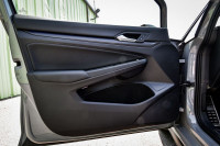 Leather Seats, Cooled Seats, Wireless Charging, Apple CarPlay, Android Auto! 6 LOCATIONS KINGSTON -... (image 8)