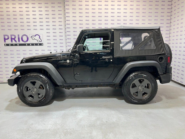 2015 Jeep Wrangler in Cars & Trucks in Ottawa - Image 2